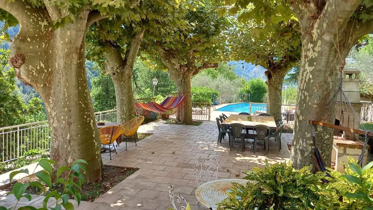 Mas Bella Vida - Chambres D'Hotes Puget-Théniers Bed & Breakfast